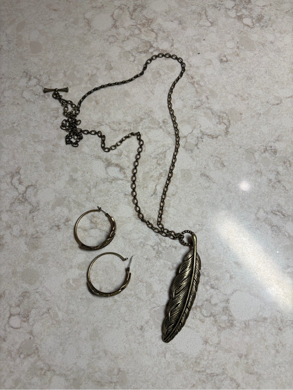 L3 Gold-Tone Feather Pendant Necklace with Hoop Earrings